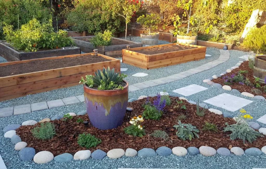 Smart Mulching Tips to Keep Your Garden Thriving All Year